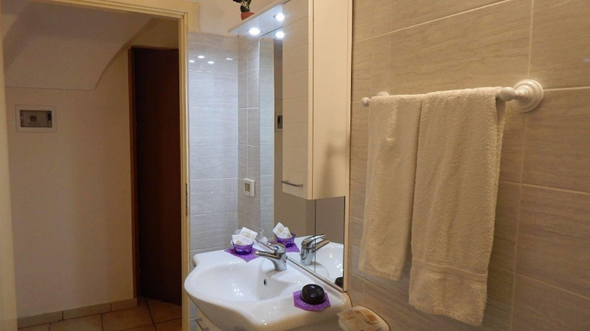 Albatro Rooms カターニア エクステリア 写真